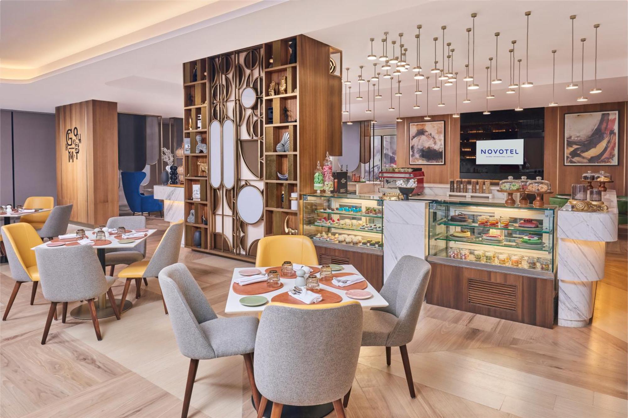 Novotel Mumbai International Airport Εξωτερικό φωτογραφία The restaurant at Novotel London West